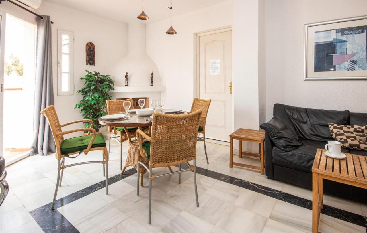 Nice Apartment In Mijas Costa With Kitchen Fuengirola Exterior foto