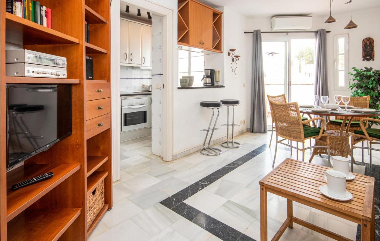 Nice Apartment In Mijas Costa With Kitchen Fuengirola Exterior foto