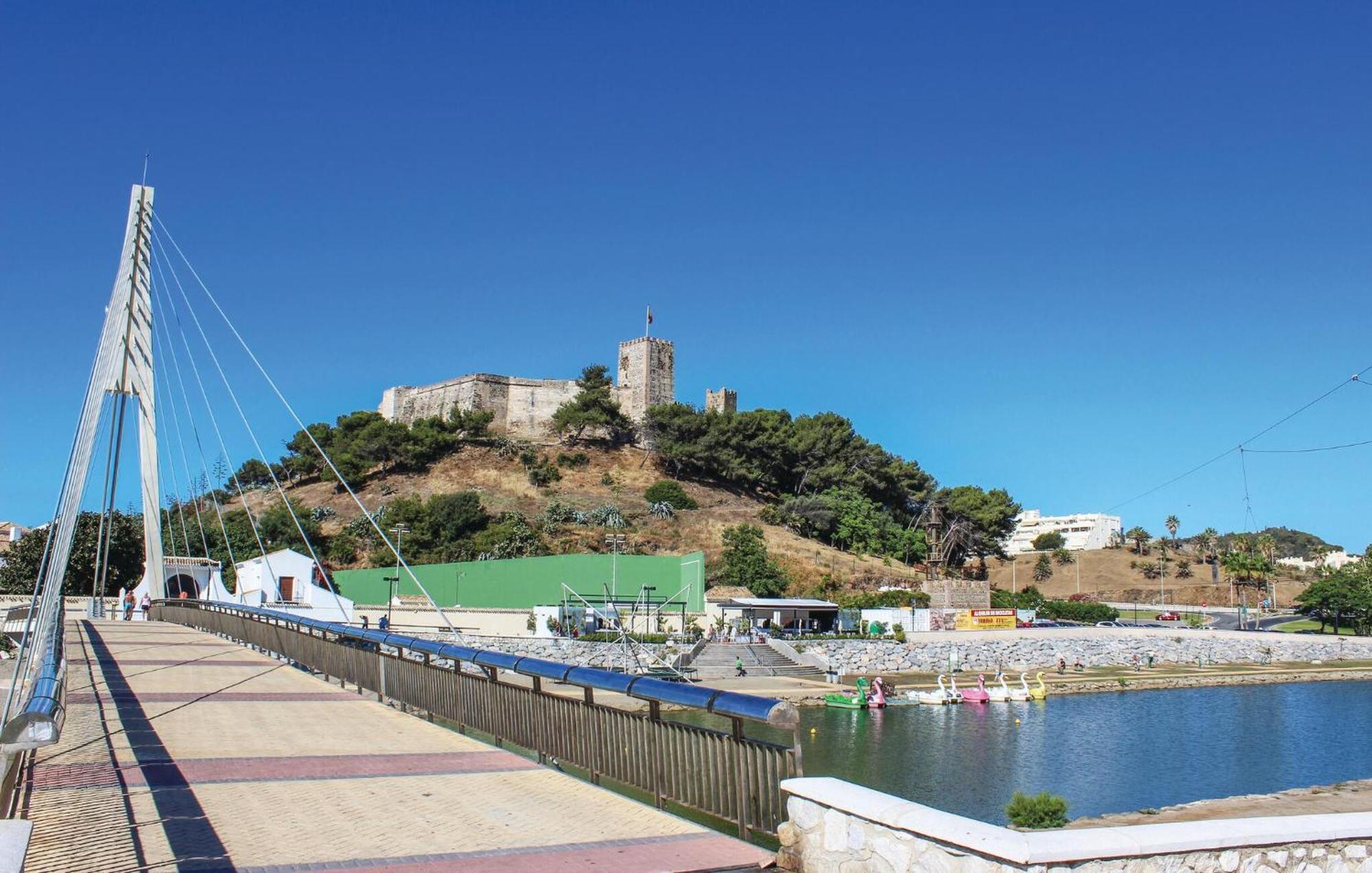 Nice Apartment In Mijas Costa With Kitchen Fuengirola Exterior foto